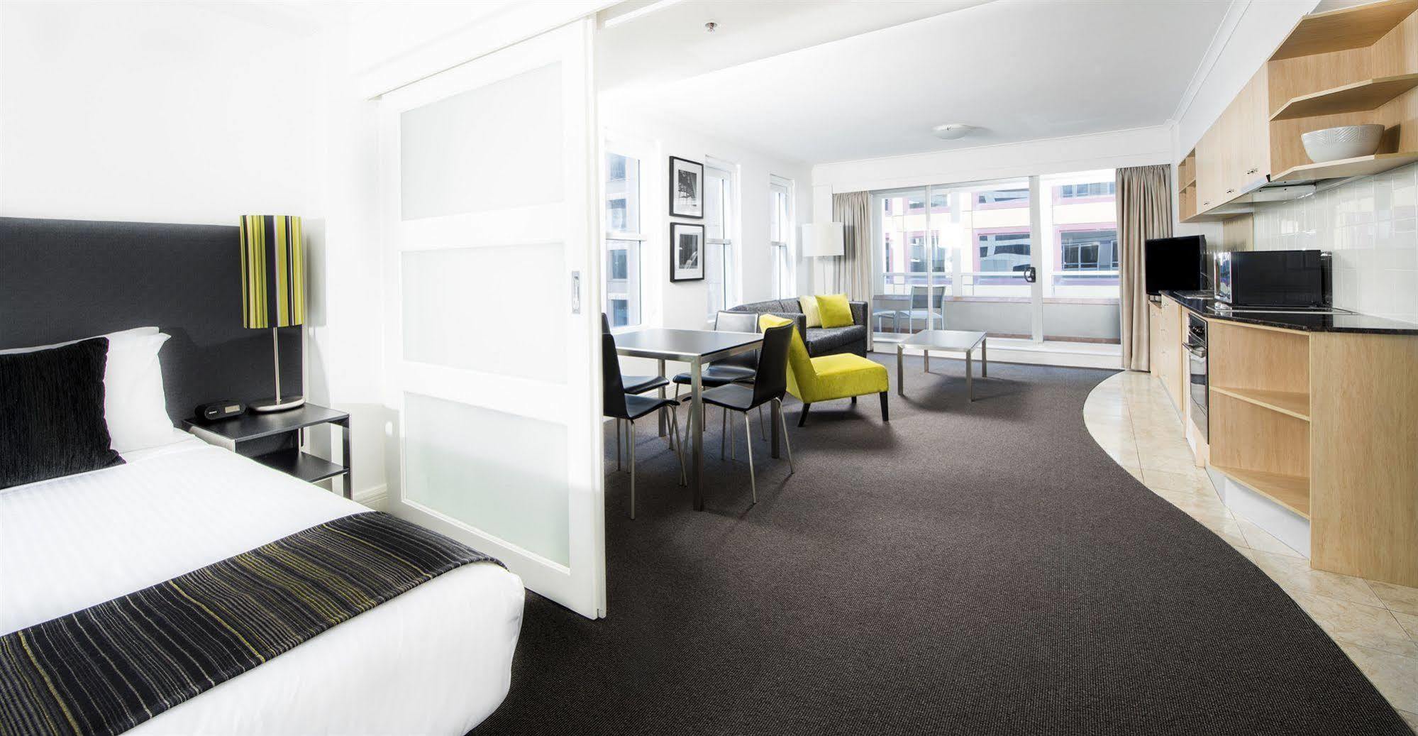 มันตรา ออน เคนต์ ซิดนีย์ Aparthotel ภายนอก รูปภาพ